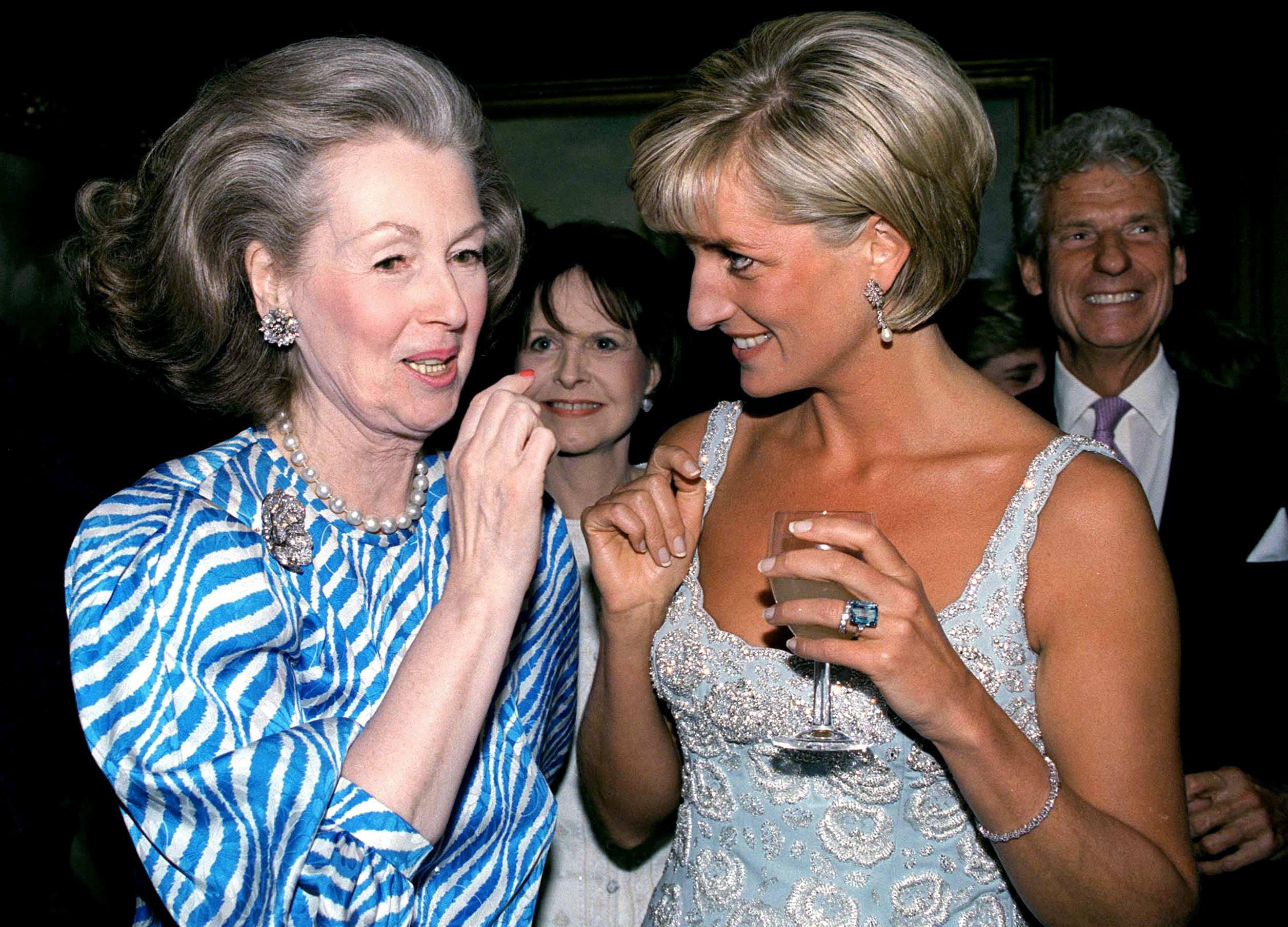 Raine, Comtesse De Chambrun and Princess Diana at a private viewing and reception at Christie's on June 2, 1997. | Source: Tim Graham Photo Library/Getty Images