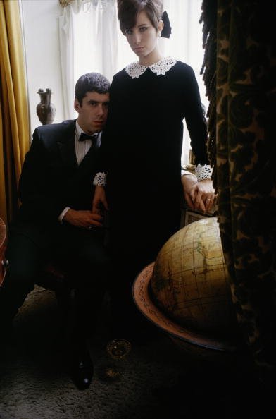Photo of American actress and singer Barbra Streisand with actor Elliott Gould | Photo: Getty Images