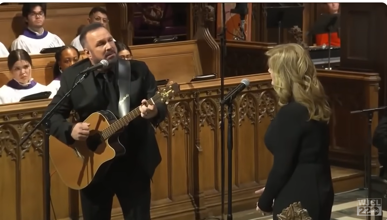 Garth Brooks and Trisha Yearwood at a tribute service for former US president Jimmy Carter | Source: Youtube/@WJCLNews