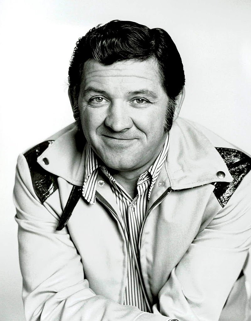 George Lindsey in the 1973 television special "The Orange Blossom Special" | Source: Wikimedia