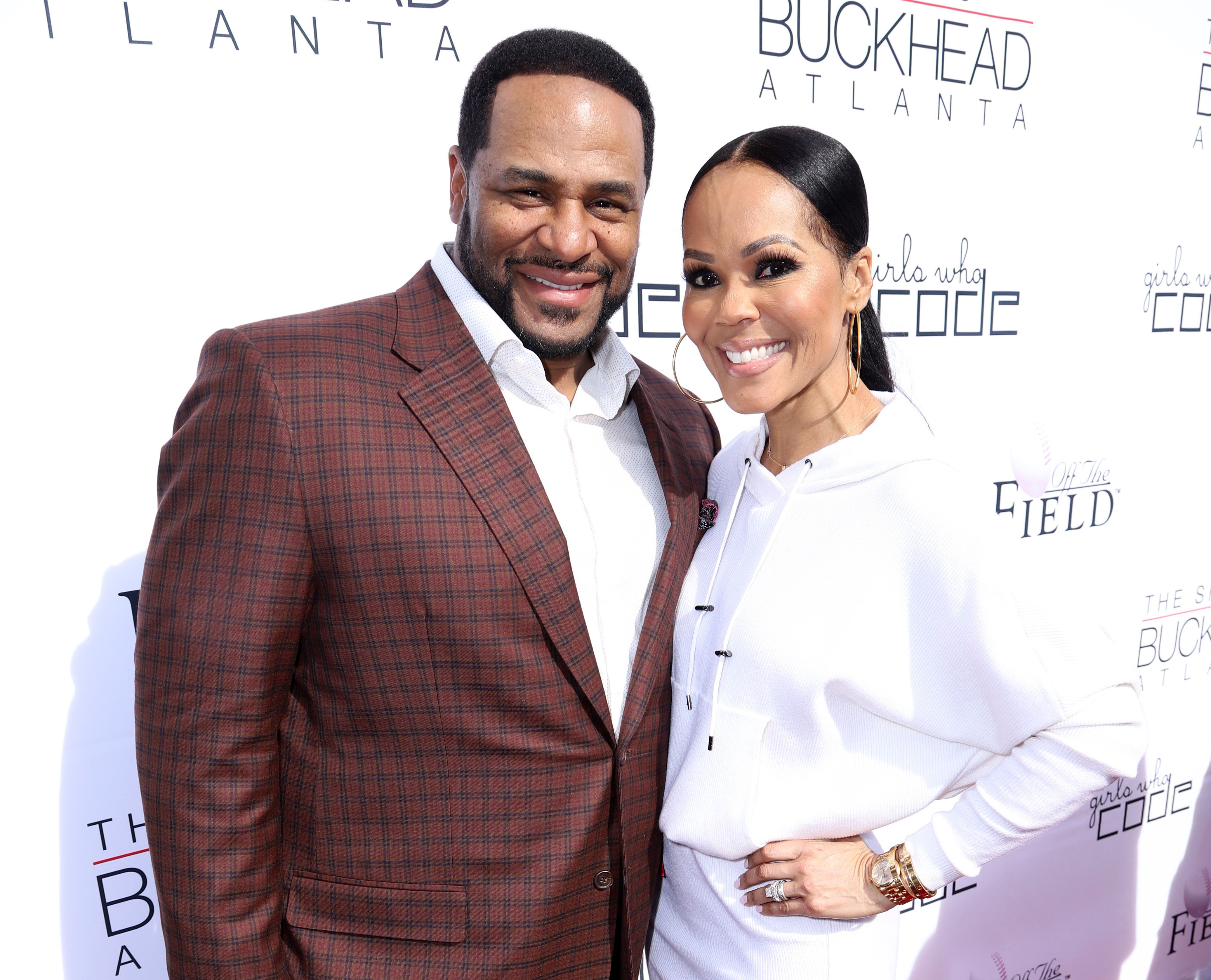Jerome Bettis and wife Trameka at the Off The Field Players' Wives Fashion Show in 2019, in Atlanta, Georgia. | Source: Getty Images