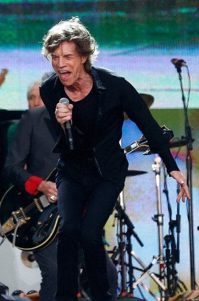 Mick Jagger des Rolling Stones en direct sur scène lors de la deuxième journée du British Summer Time Hyde Park à Londres, Angleterre. | Photo : Getty Images