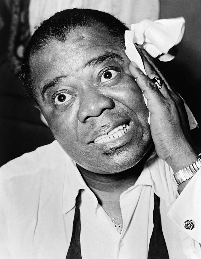 Portrait of jazz musician Louis Armstrong in 1953. | Photo: Wikimedia Commons Images