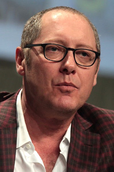 James Spader speaking at the 2014 San Diego Comic-Con International. | Source: Wikimedia Commons