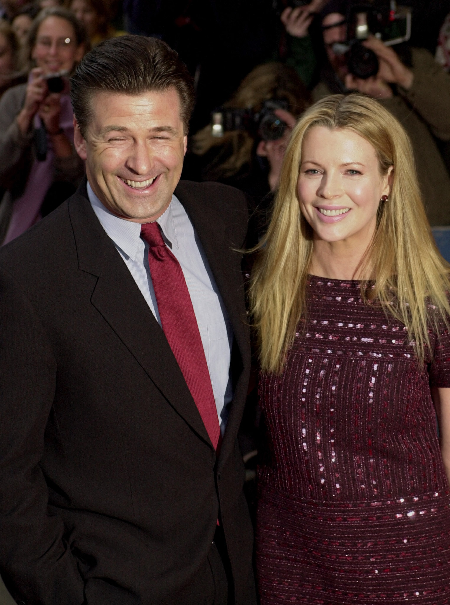 Kim Basinger and Alec Baldwin attend a movie premiere on April 18, 2000 | Source: Getty Images