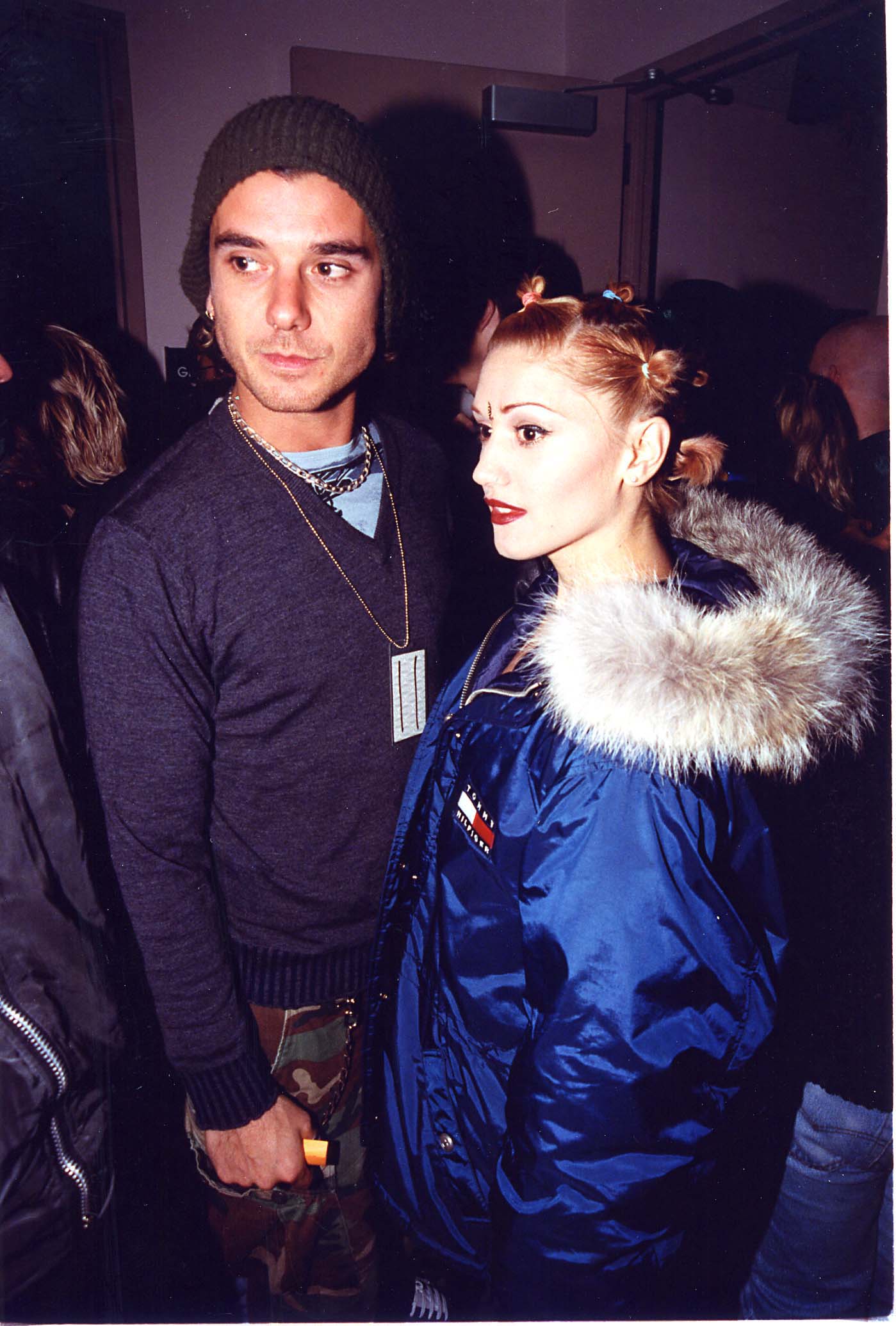 Gavin Rossdale and Gwen Stefani pictured during the 1997 KROQ Acoustic X-Mas event in Los Angeles, California | Source: Getty Images
