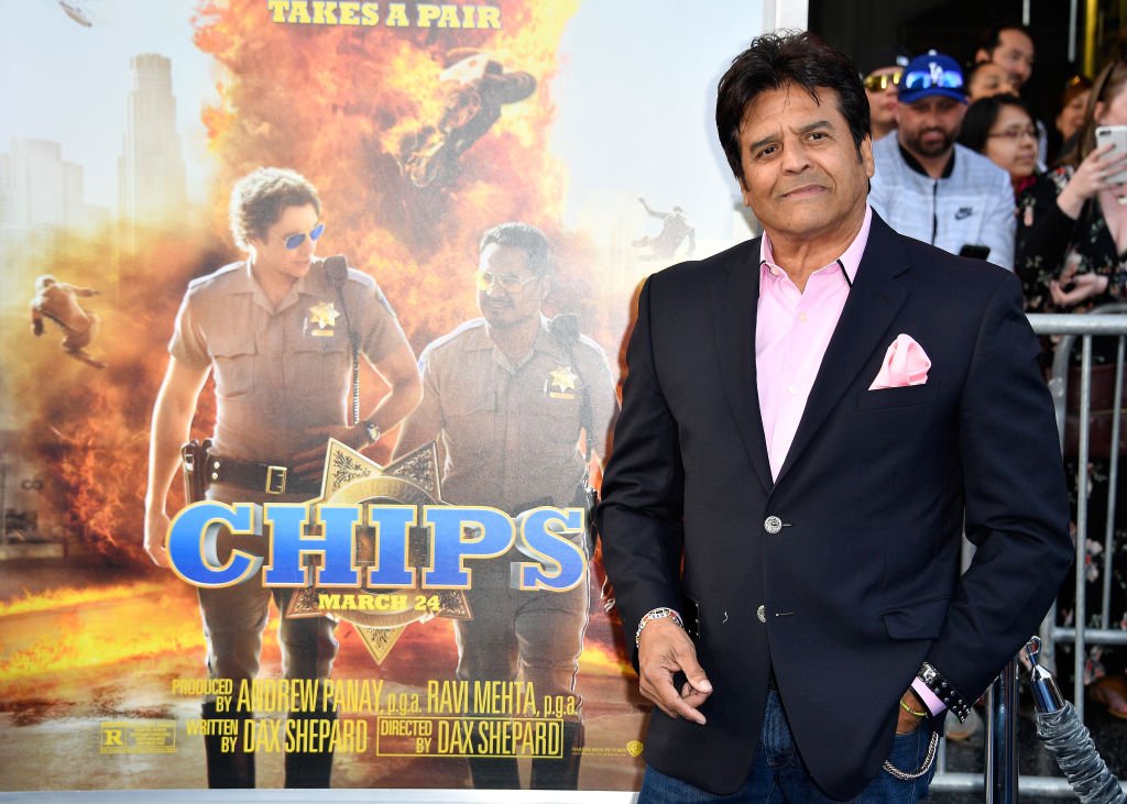 Erik Estrada en el estreno de "CHiPS" de Warner Bros. Pictures, el 20 de marzo de 2017 en Hollywood, California. | Foto: Getty Images