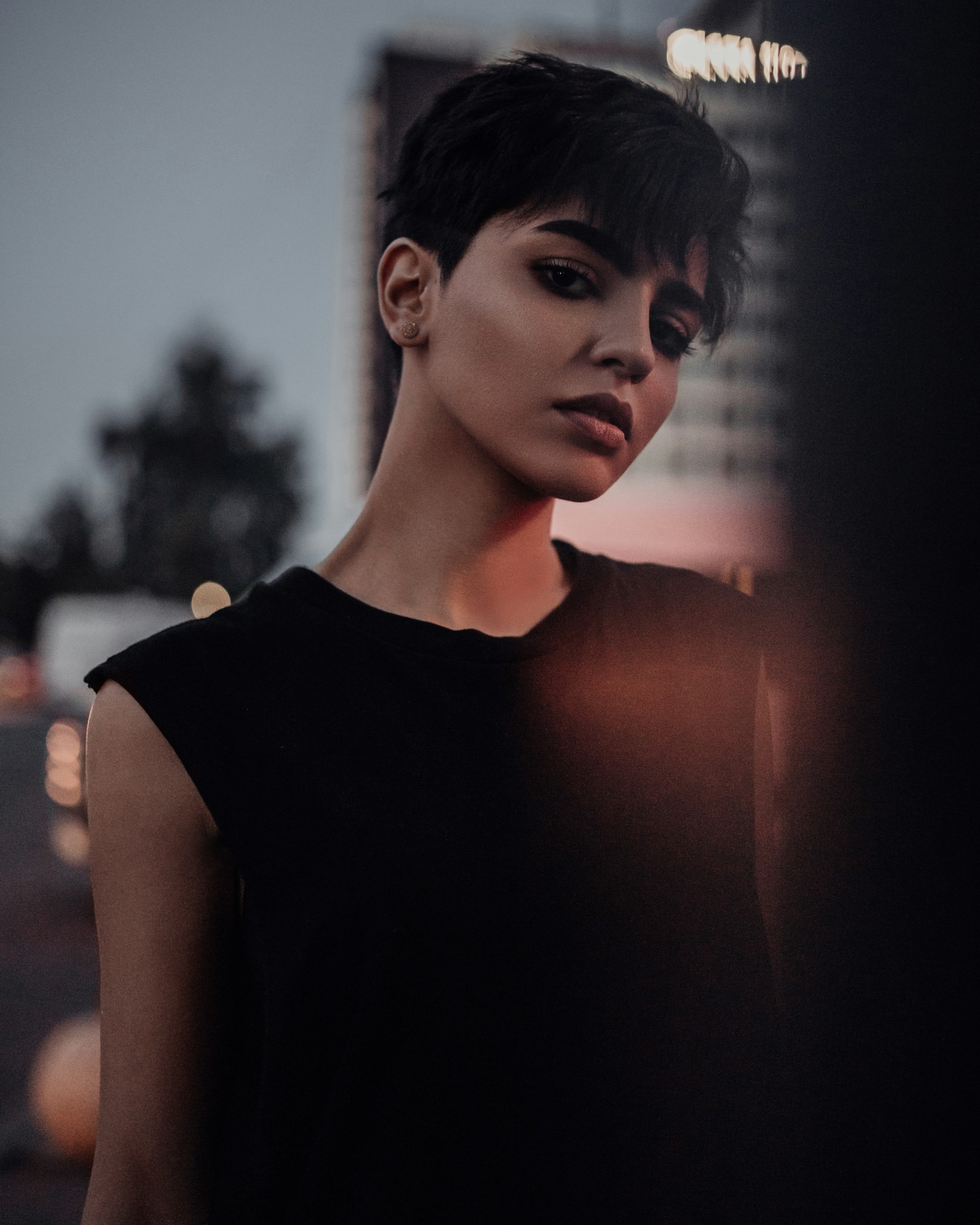 A woman with short hair | Source: Unsplash