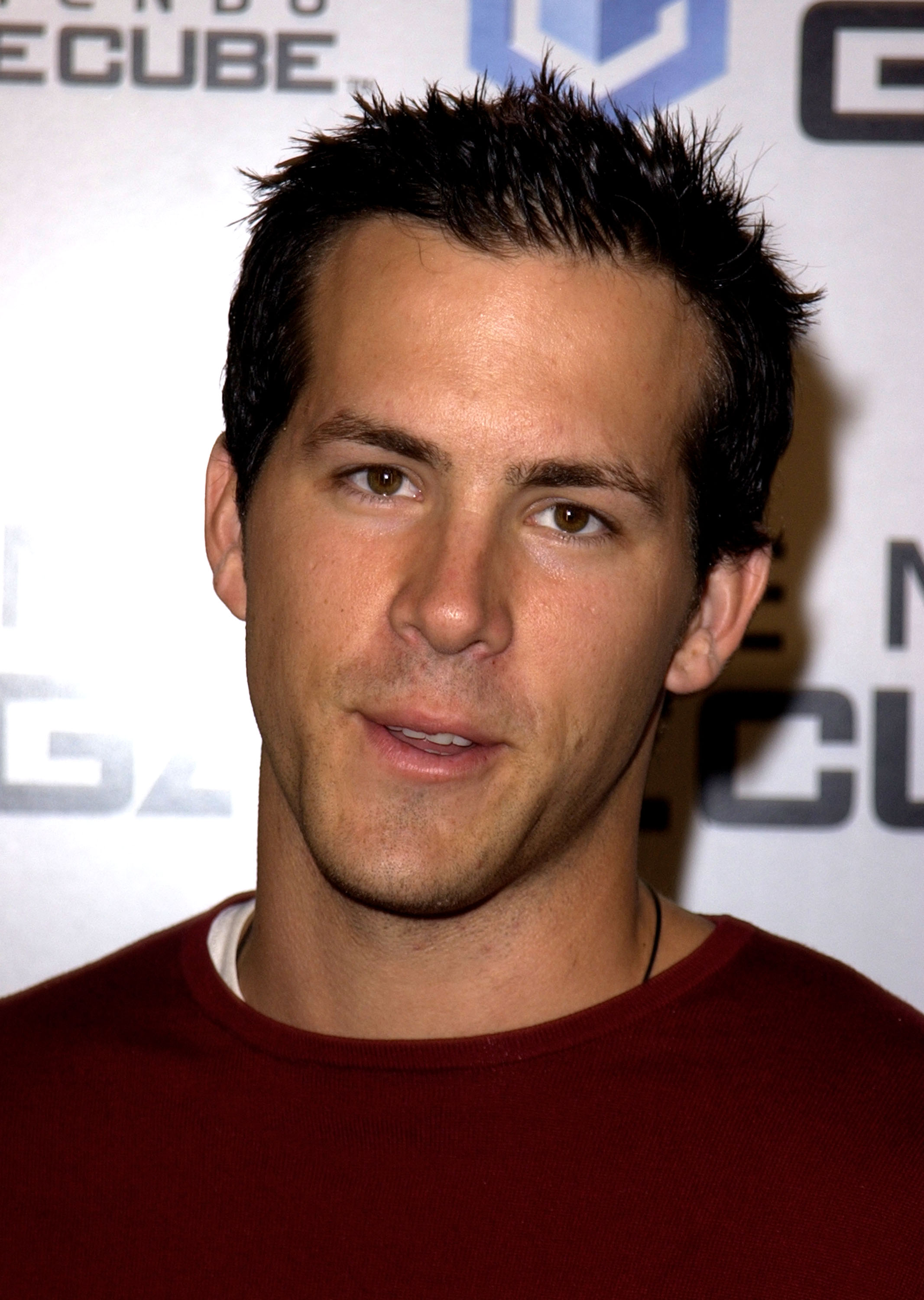 Ryan Reynolds at the Private Club in Hollywood, California, on October 3, 2001.| Source: Getty Images