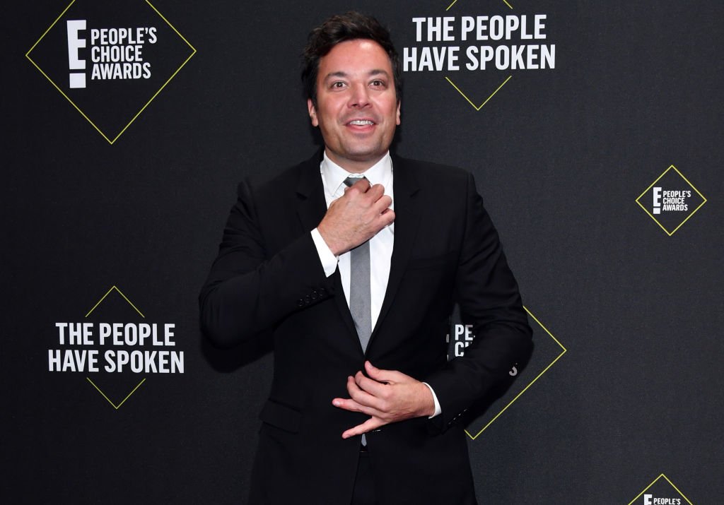 Jimmy Fallon arrives to the 2019 E! People's Choice Awards on November 10, 2019. | Photo: Getty Images