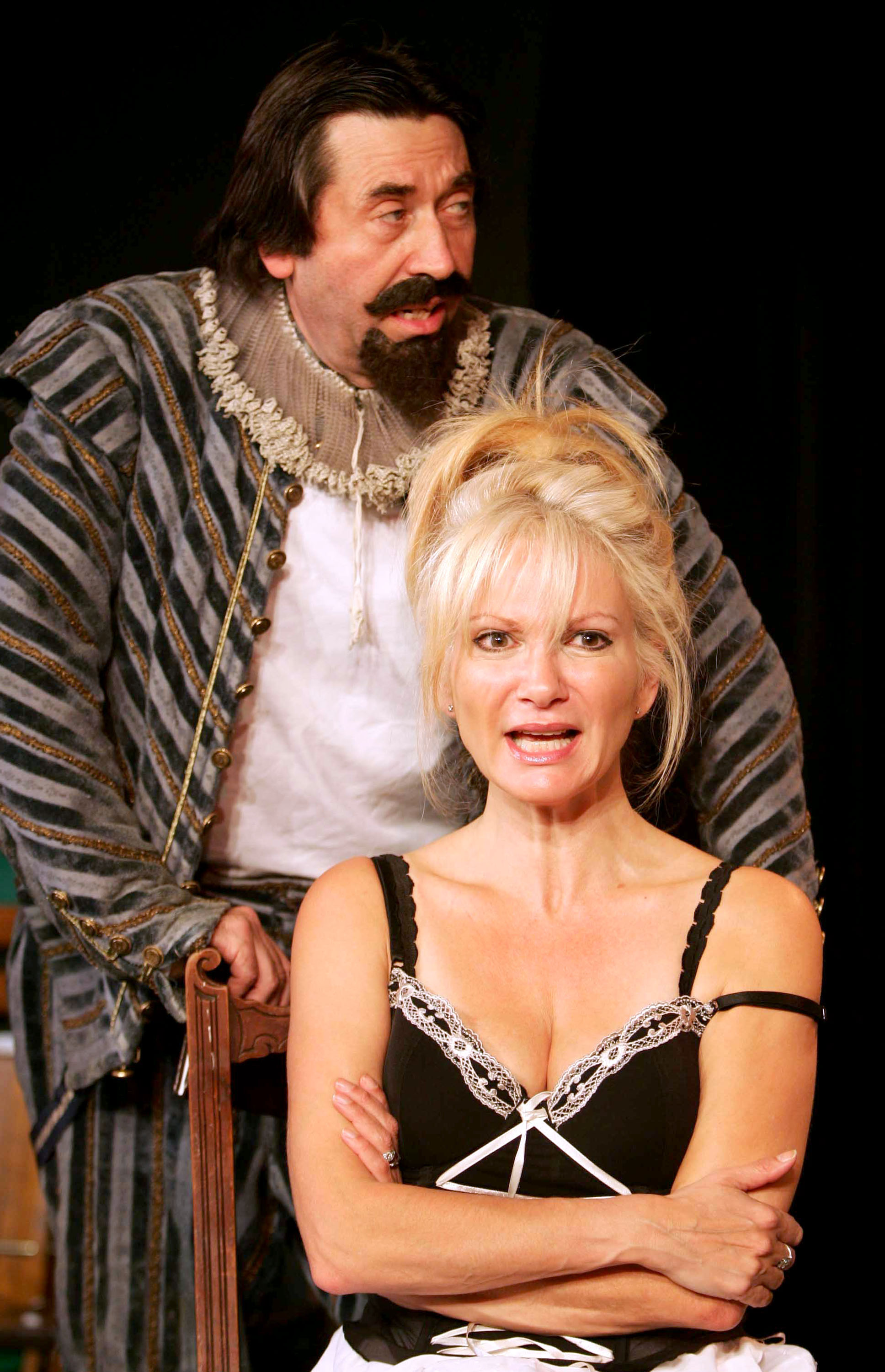 David Janson and Debbie Arnold during the "Shamlet" Play Photocall at King's Head Theatre on 29 August 2006 in London, Great Britain. | Source: Getty Images