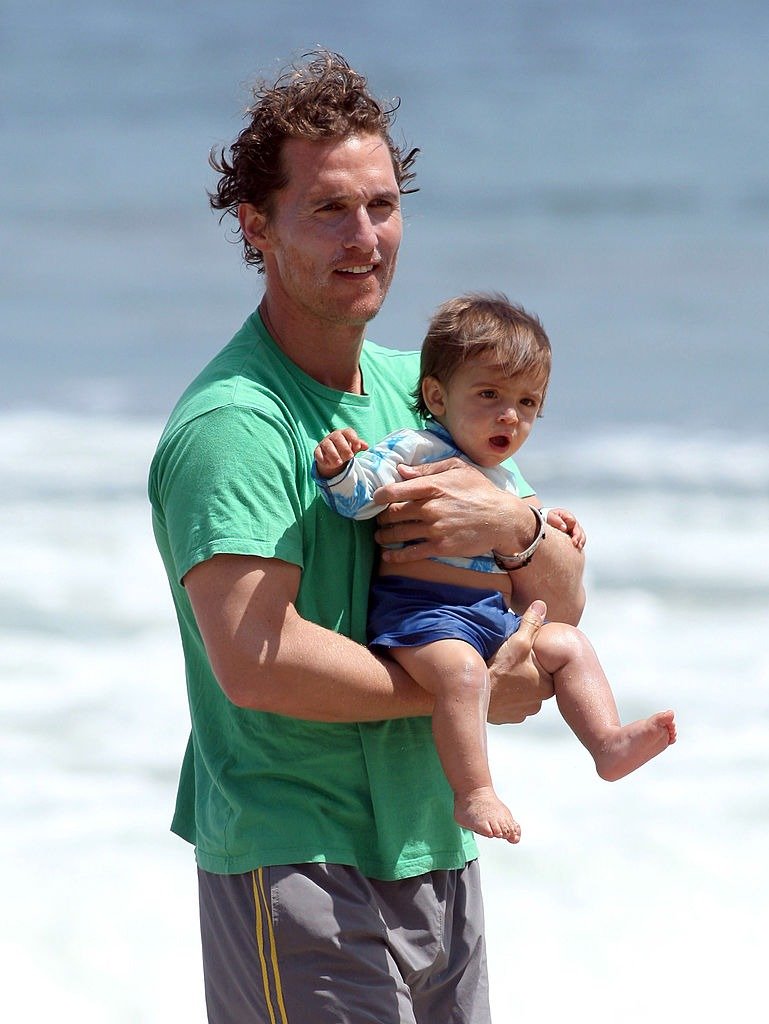 Matthew McConaughey and Levi McConaughey (L-R) sighting at beach on May 13, 2009 | Source: Getty images