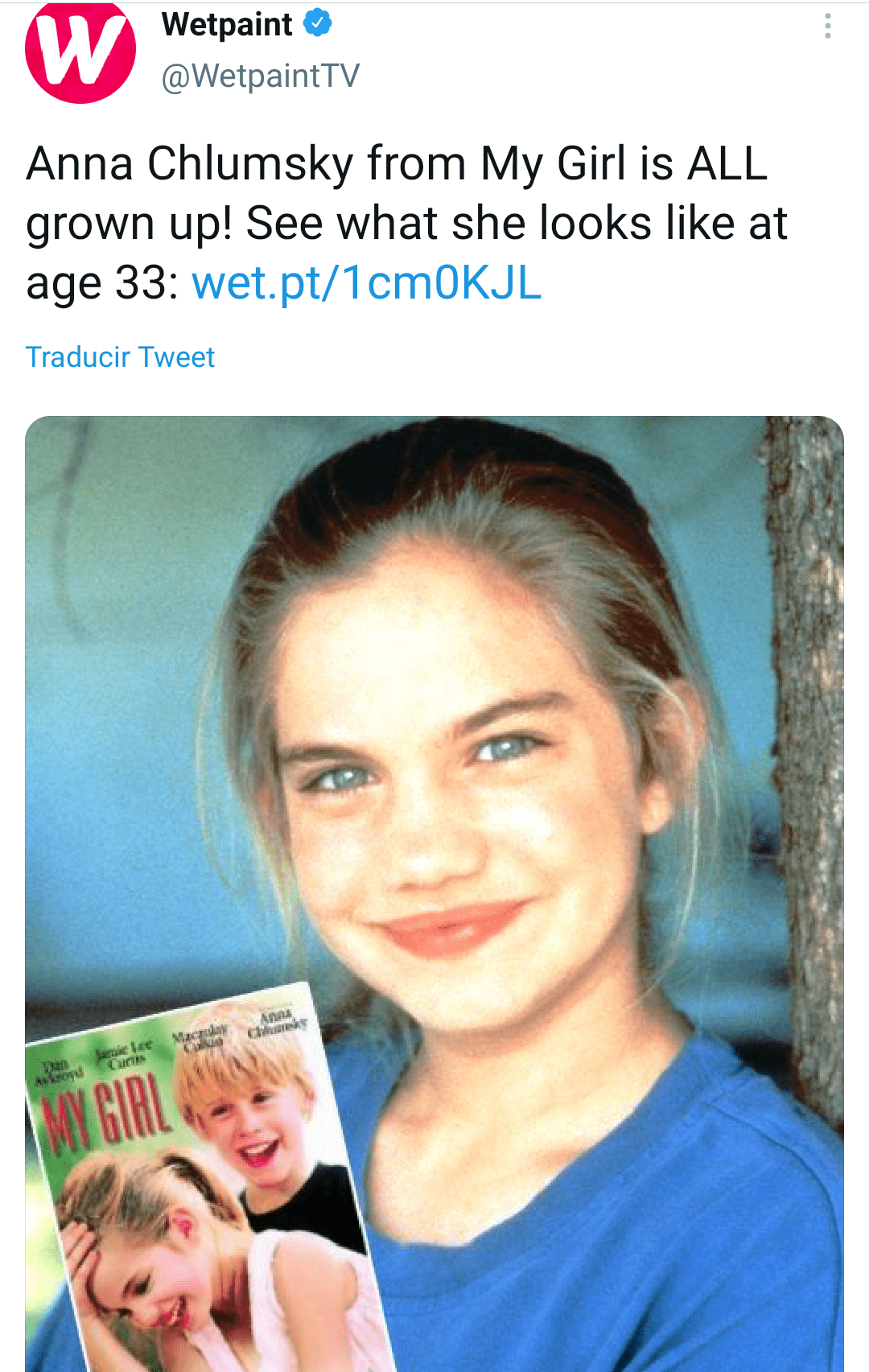 Anna Chlumsky as a young child | Photo: Twitter/Wetpaint