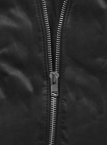 Blouson en cuir. | Photo : Getty Images