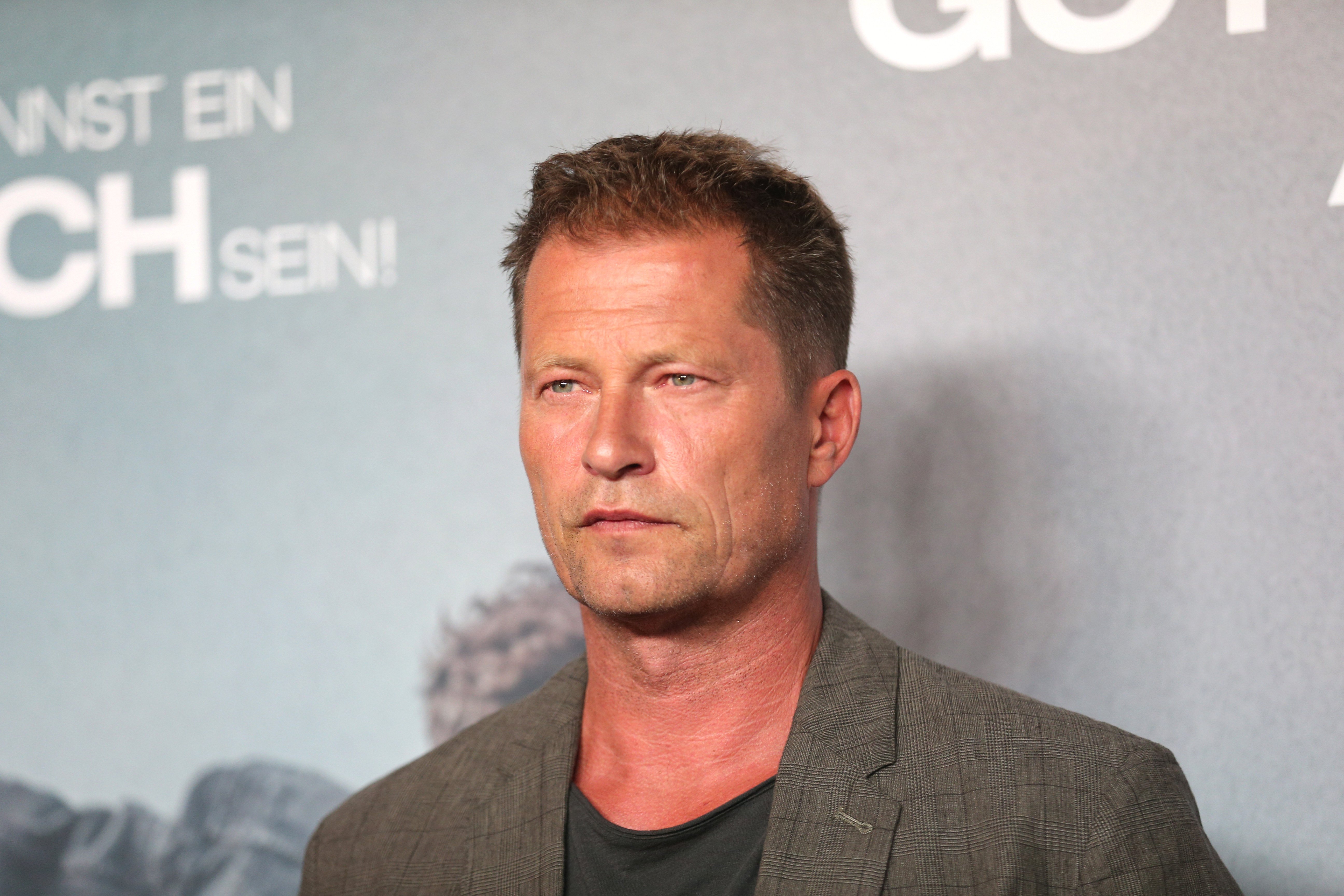 Til Schweiger bei der Premiere von "Gott, du kannst ein Arsch sein!" in der Astor Film Lounge (Arri Kino) am 28. September 2020 in München. | Quelle: Getty Images