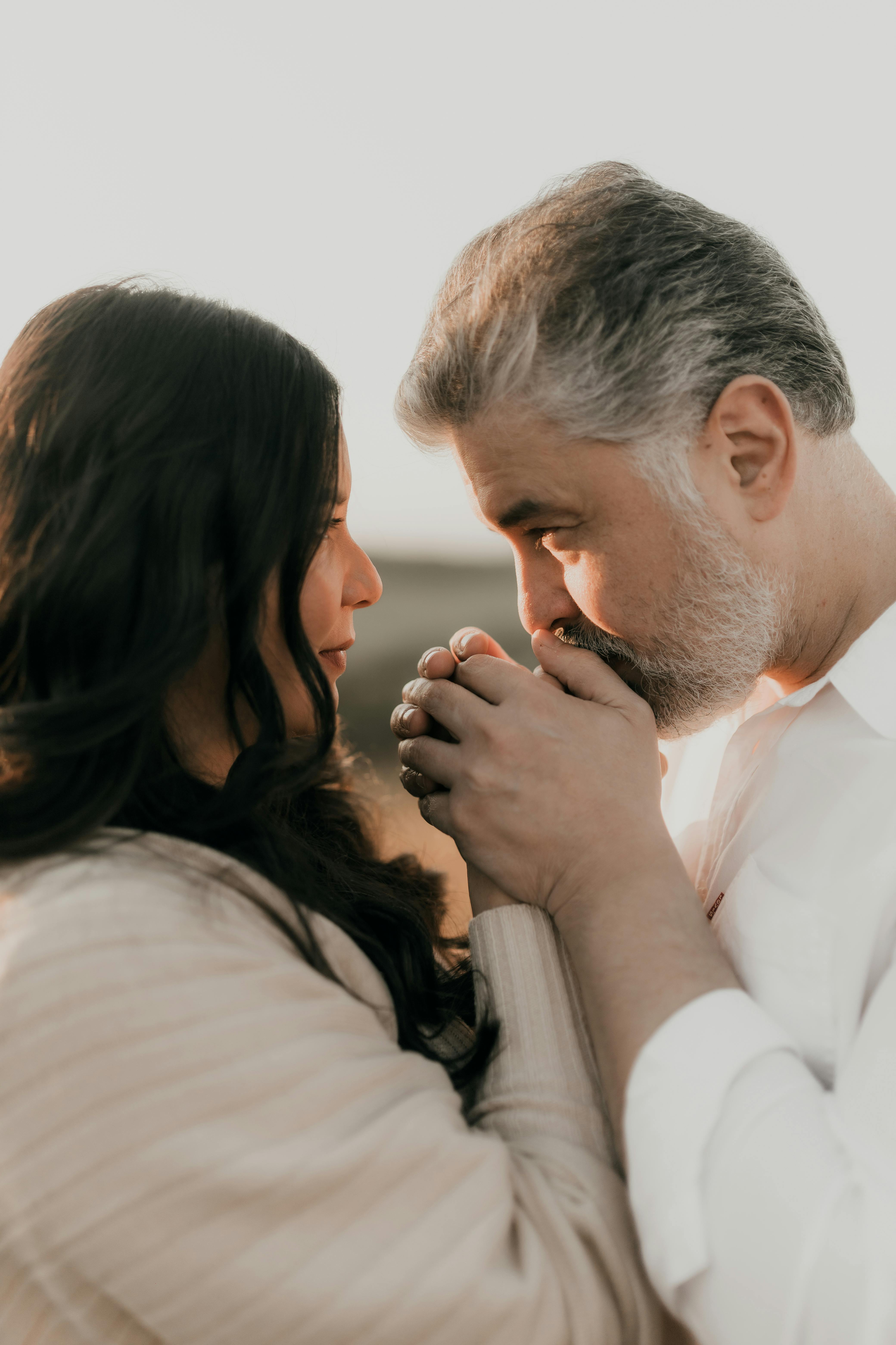 A couple bonding | Source: Pexels