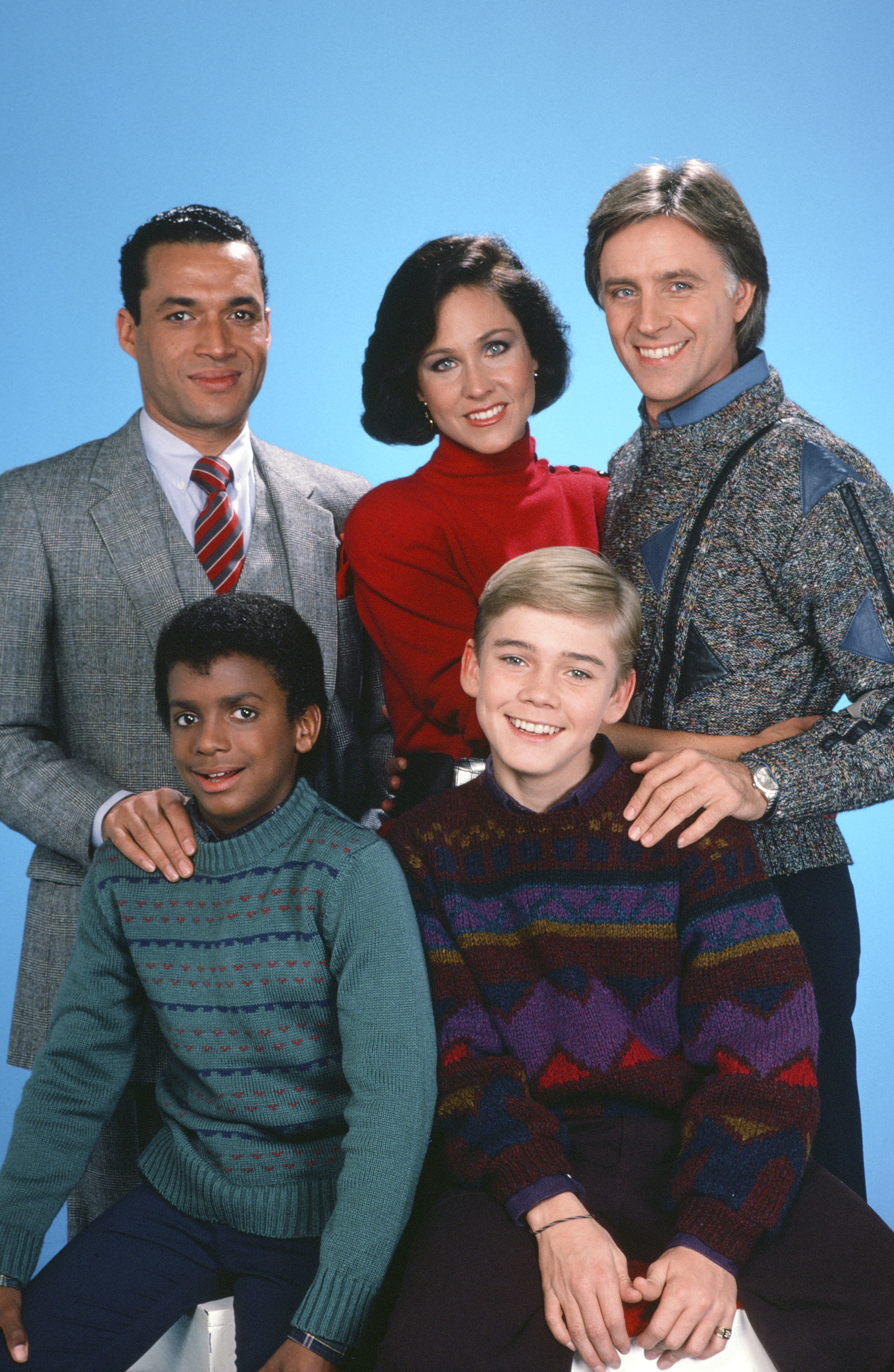 Alfonso Ribeiro, Ricky Schroder, Franklyn Seales, Erin Gray, and Joel Higgins photographed for "Silver Spoons" Season 3 in 1984. | Source: Getty Images