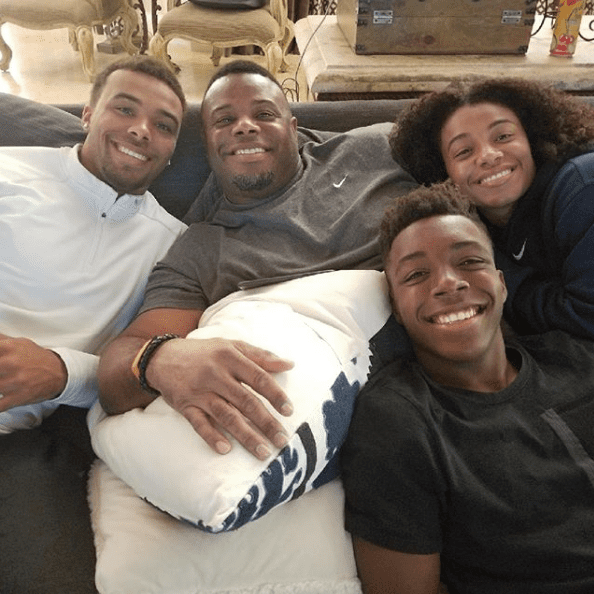 MLB Hall of Famer Ken Griffey Jr. posing with his three children Trey, Taryn, and Tavin at home in 2017. I Image: Instagram/ @therealkengriffeyjr