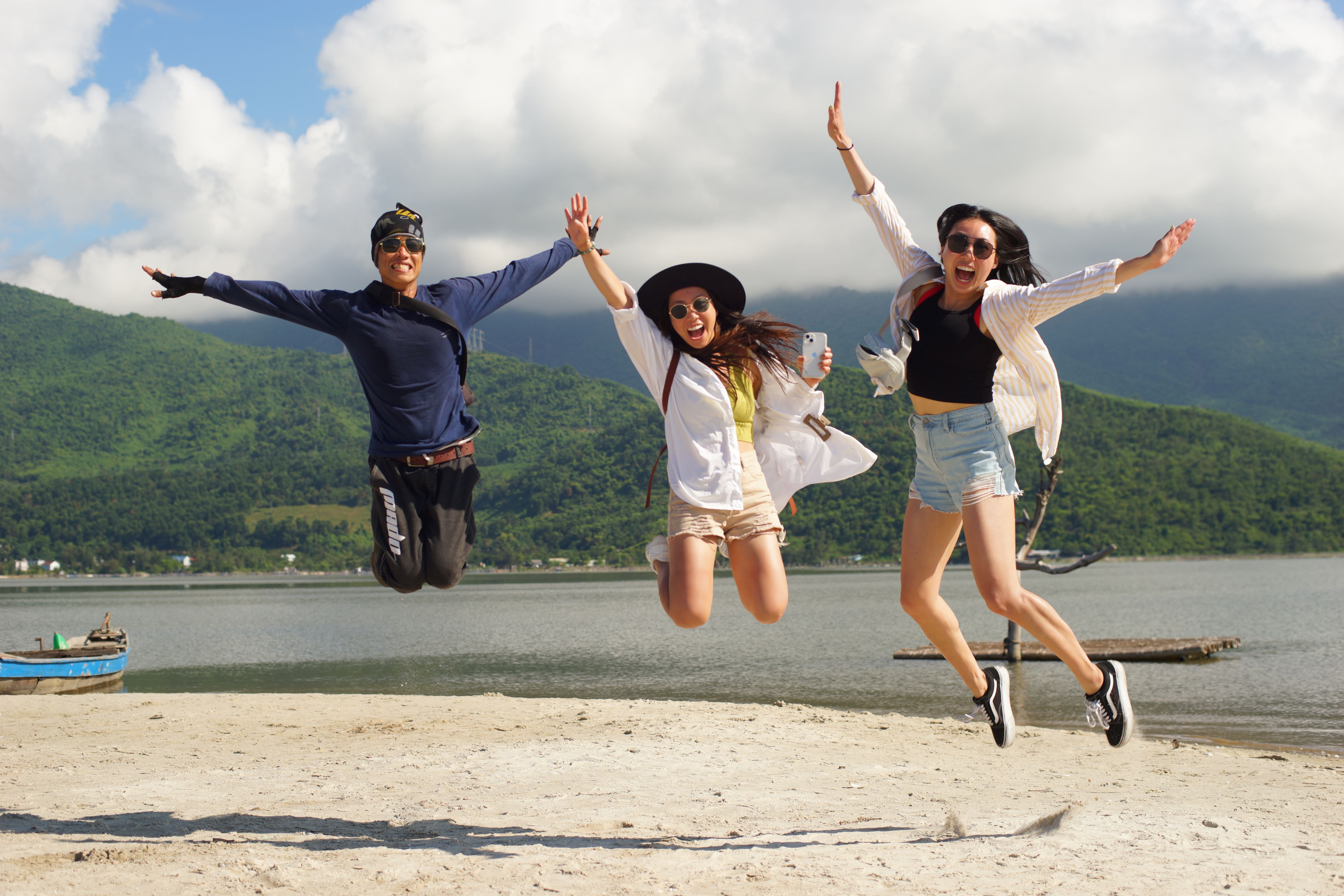 Three women captured on a jump shot | Source: Pexels