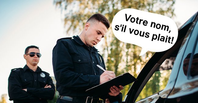 Deux policers de route. | Photo : Shutterstock