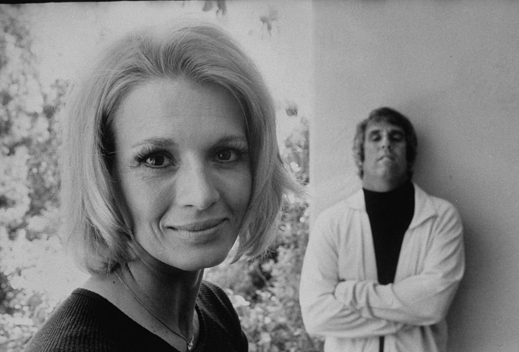 Burt Bacharach and his wife Angie Dickinson in May 1974 | Photo: Getty Images    