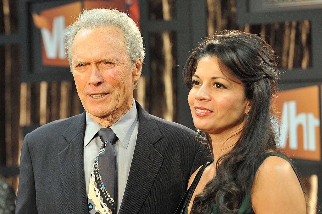 Clint Eastwood and wife Dina Eastwood arrive at VH1's 14th Annual Critics' Choice Awards held at the Santa Monica Civic Auditorium on January 8, 2009. | Source: Getty Images