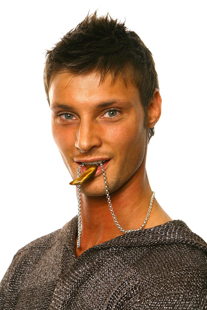 Benjamin Bove à l'ouverture de "l'Institut Cellusonic" à Paris. | Photo : Getty Images