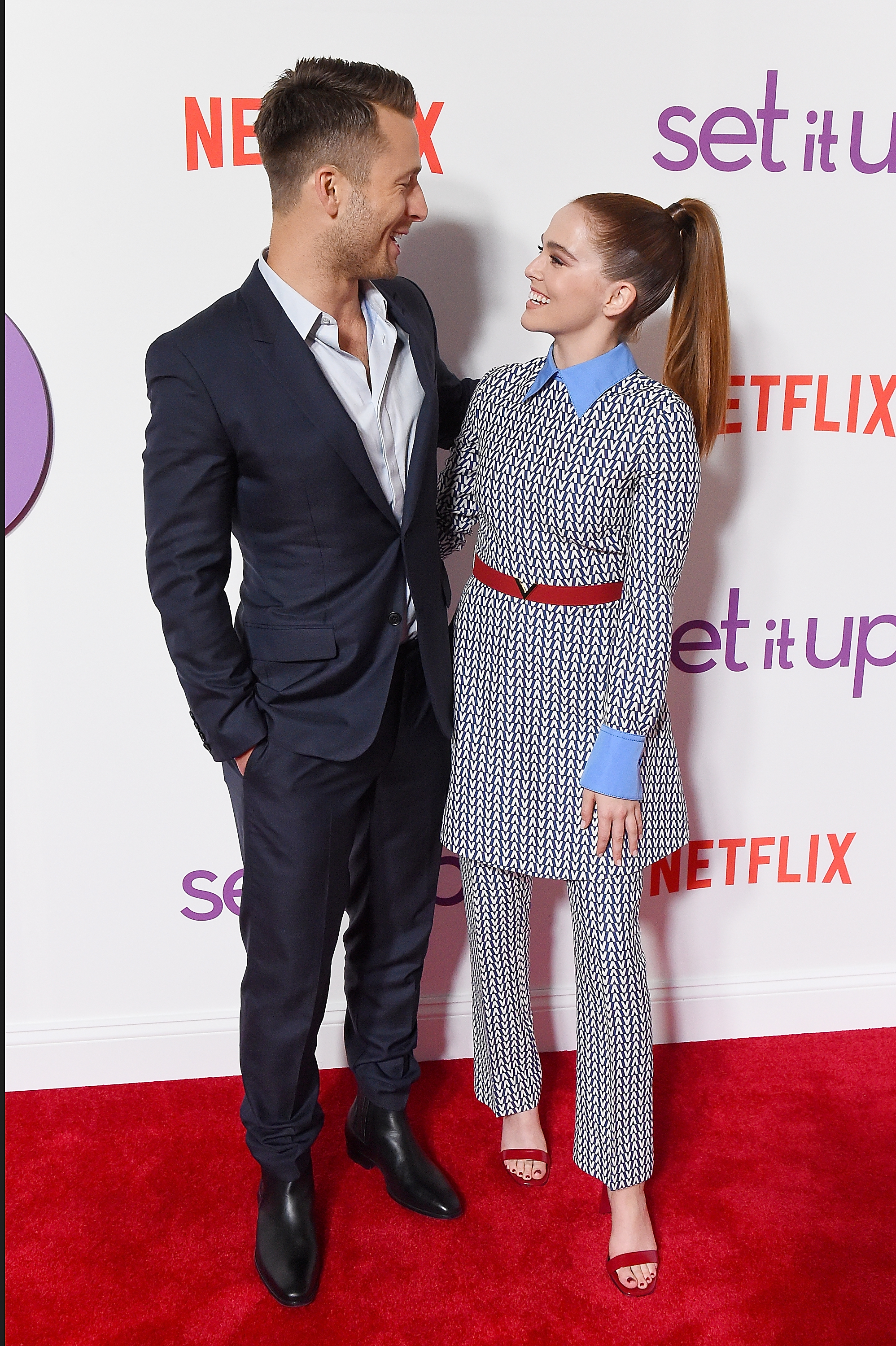 With a fellow actor at the "Set It Up" screening on June 12, 2018 | Source: Getty Images