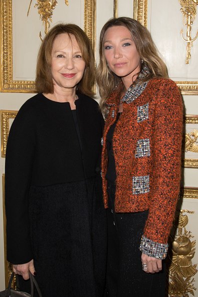 Nathalie Baye et Laura Smet participent au Photocall et au Cocktail Din de "Cesar - Révélations 2015. | photo : Getty Images. 