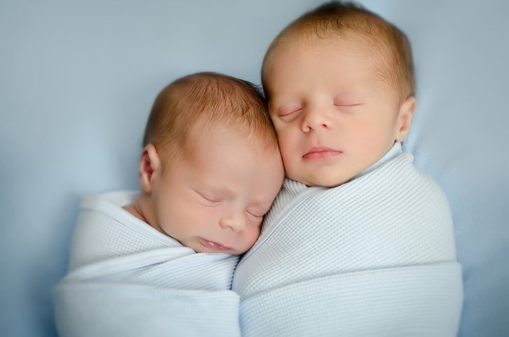 Twin newborn boys | Photo: Getty Images