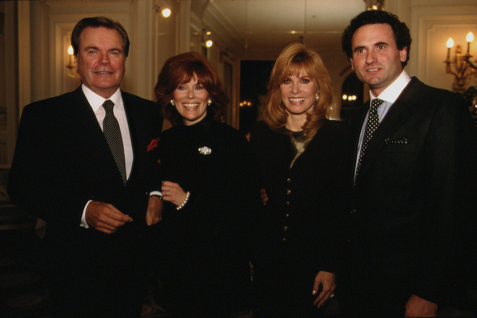 Robert Wagner, Jill St John, the actress and Patrick de la Chesnais at The Night of 200 Stars Charity Gala on December 17, 1994, in London, England. | Source: Getty Images