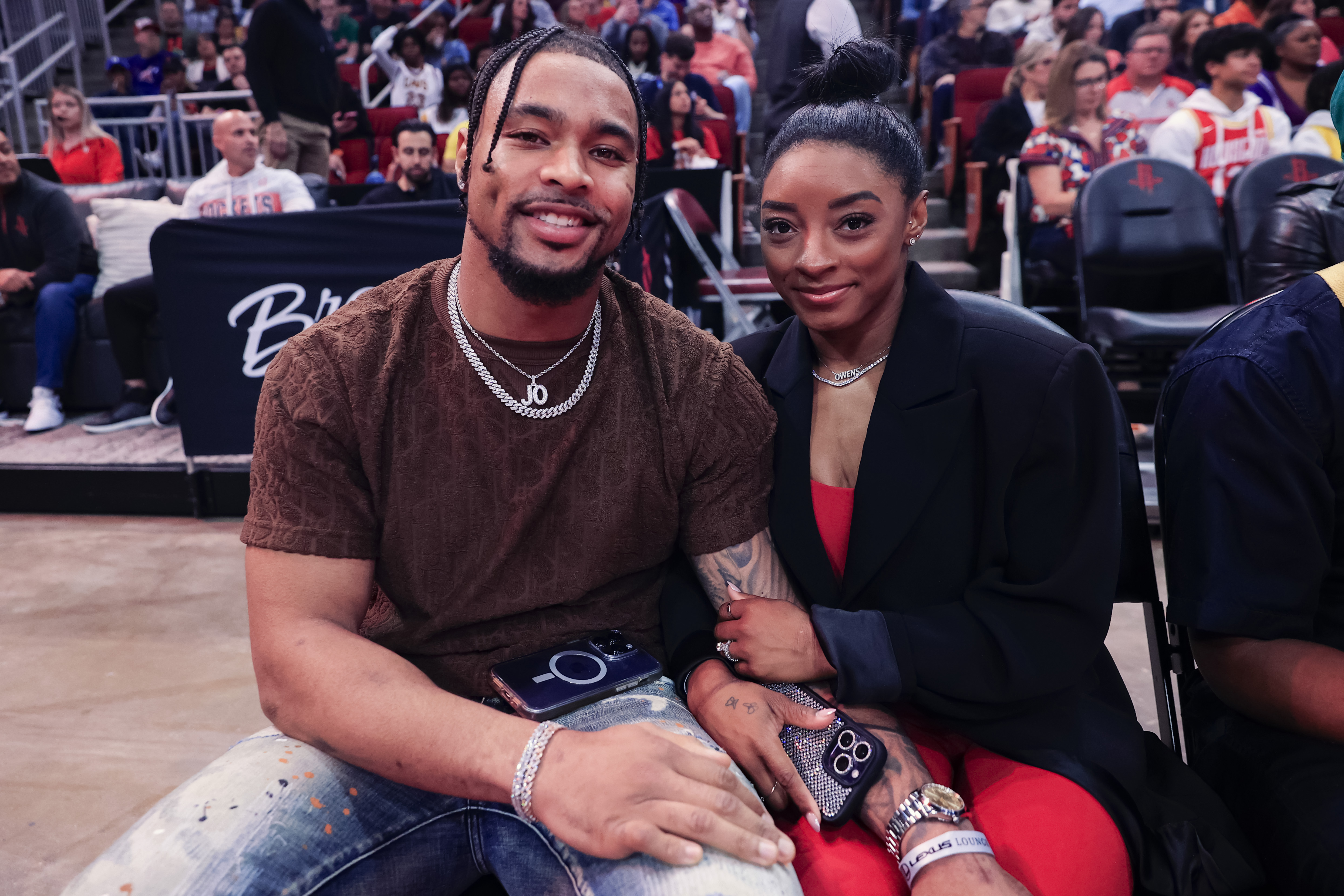 Simone Biles and Jonathan Owens on January 29, 2024, in Houston, Texas | Source: Getty Images