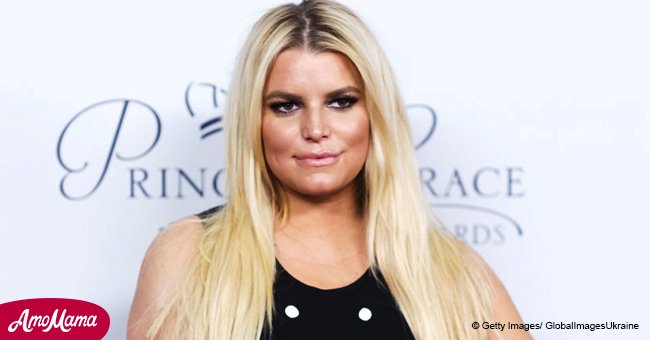 Jessica Simpson was spotted covering stomach in baggy sweats amid pregnancy rumors