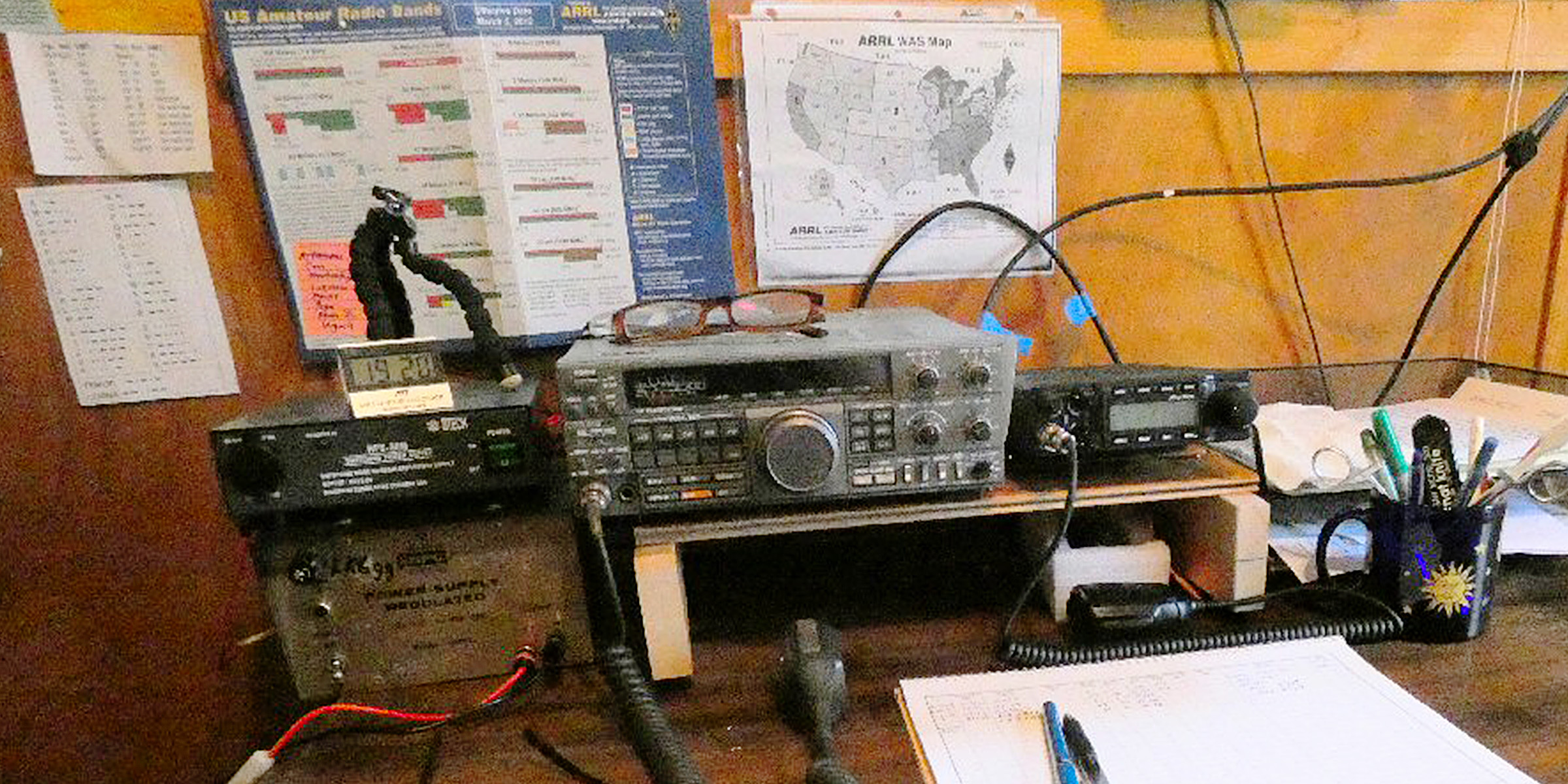 A HAM radio | Source: Flickr