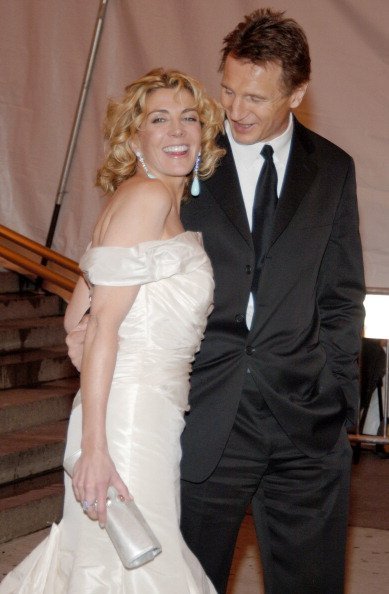 Natasha Richardson and Liam Neeson at The Metropolitan Museum of Art in New York. | Photo: Getty Images