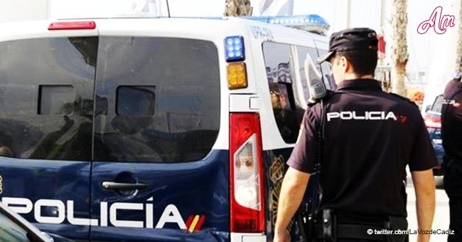 Une fille enceinte de 16 ans sauvée après que ses parents l'aient vendue pour 8 000 euros