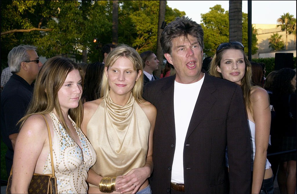 David Foster with his three daughters: Sarah, Jordan and Amy | Source: Getty Images