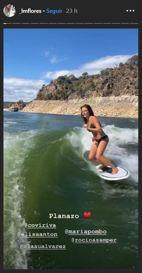 Historia de Instagram de Laura Matamoros surfeando. | Fuente: Instagram / _lmflores