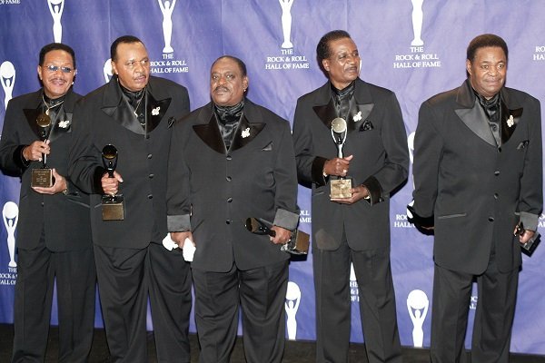 The Dells (Charles Barksdale is the second from left to right) at the Waldorf Astoria Hotel March 15, 2004 in New York City | Source: Getty Images
