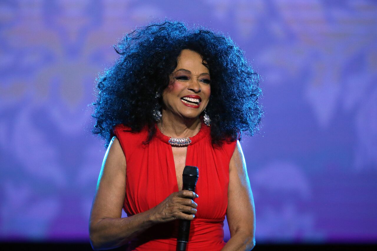 DIana Ross at the World AIDS Day Concert in Dallas. | Photo: Getty Images
