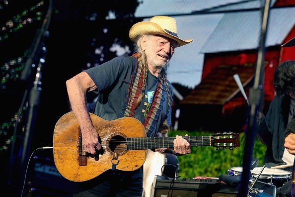 Willie Nelson performs in concert during Farm Aid 34 at Alpine Valley Music Theatre on September 21, 2019 in East Troy, Wisconsin | Photo: Getty Images