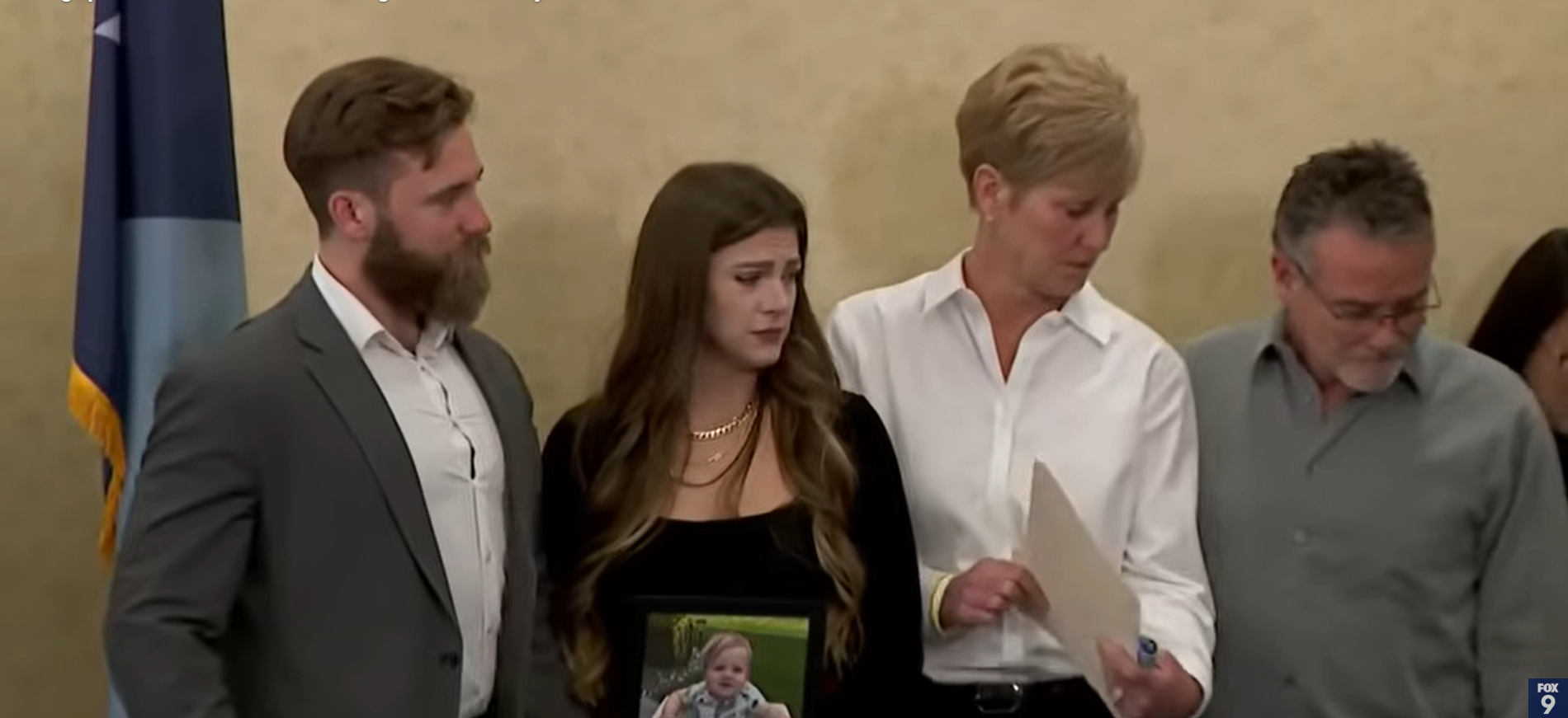 Harvey Mucklebust's family, from a video post dated January 14, 2026. | Source: YouTube/FOX 9Minneapolis-St.Paul