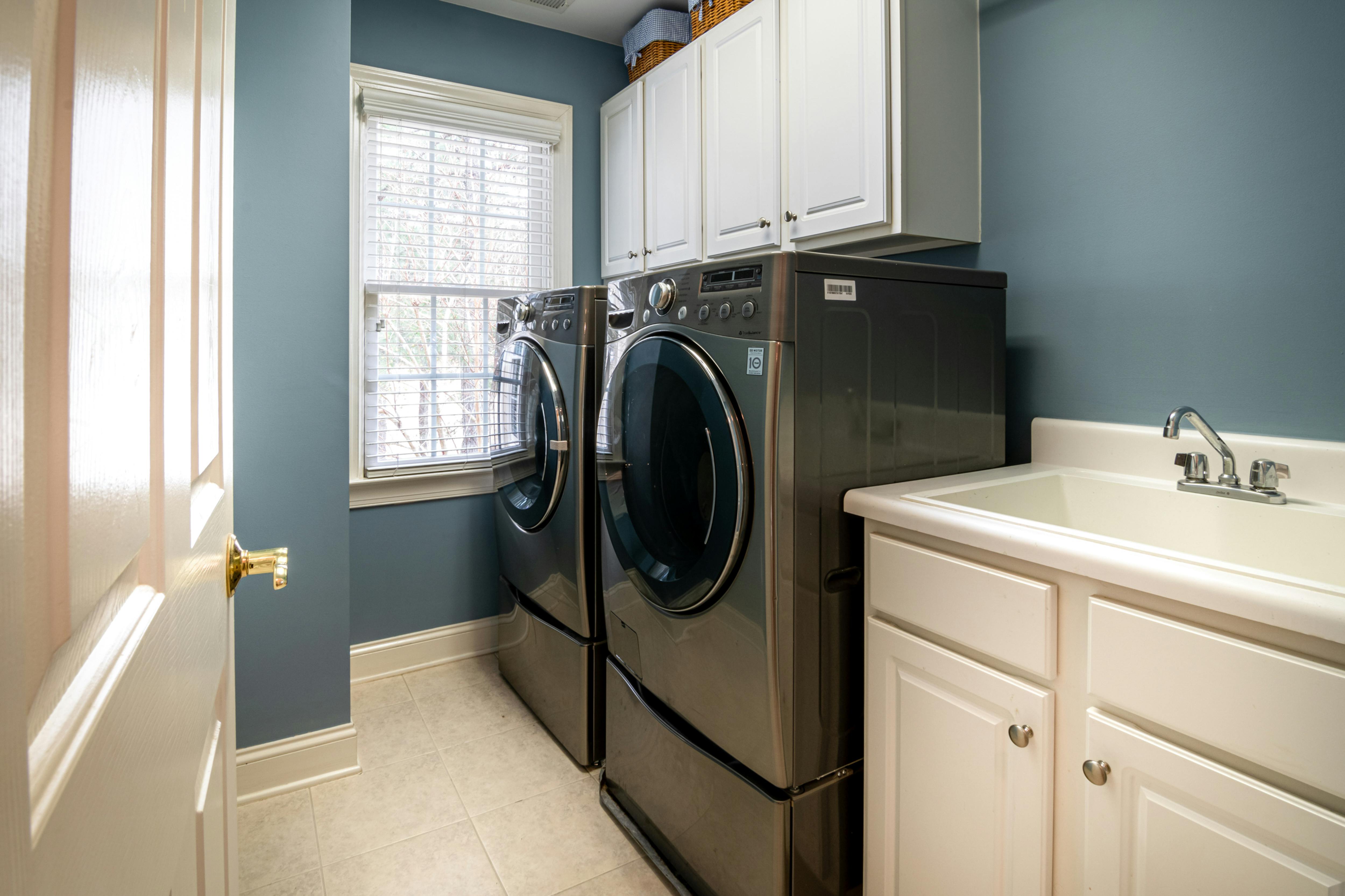 A home laundry set-up | Source: Pexels