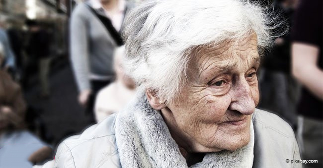 Une vieille femme malade gagne à la loterie après que ses enfants l'aient abandonnée, ne voulant pas prendre soin d'elle