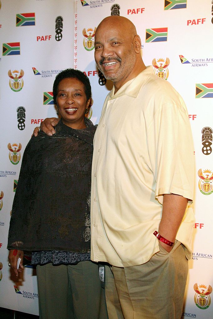 Actor James Avery and his wife, Dr. Barbara Avery arrive at the 14th Annual Pan African Film Fest Opening Night Gala February 9, 2006. | Photo: Getty Images
