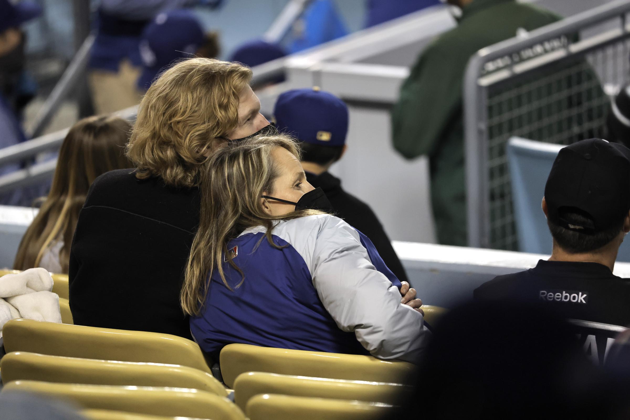 Helen Hunt and Steven Tepper at a game between the Los Angeles Dodgers and the San Diego Padres at Dodger Stadium in Los Angeles, California, on April 23, 2021 | Source: Getty Images