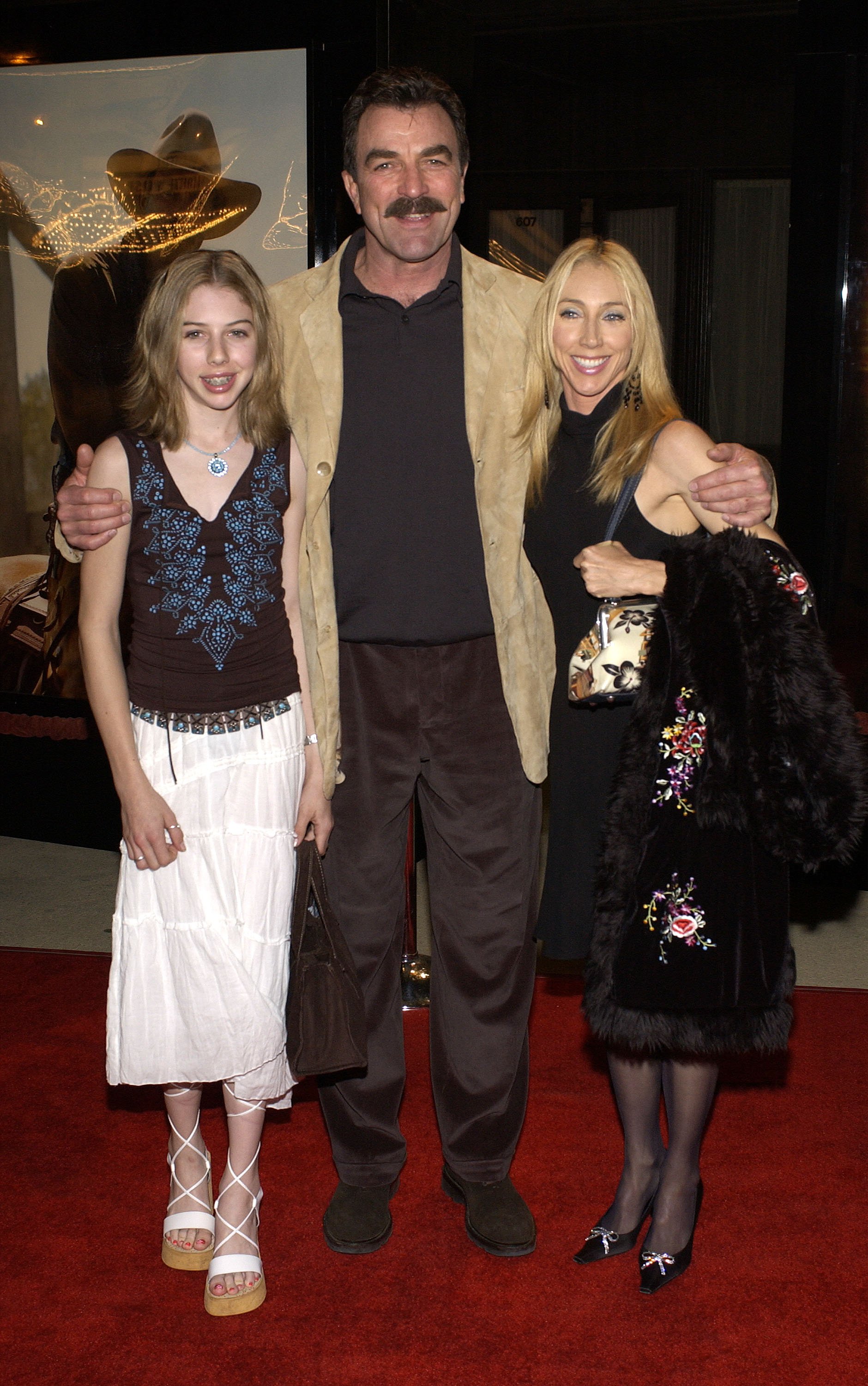Tom Selleck with wife Jillie Mack and daughter Hannah attending the premiere of "Monte Walsh" on January 8, 2003 at the Warner Bros. Studios in Burbank, California | Photo: Getty Images