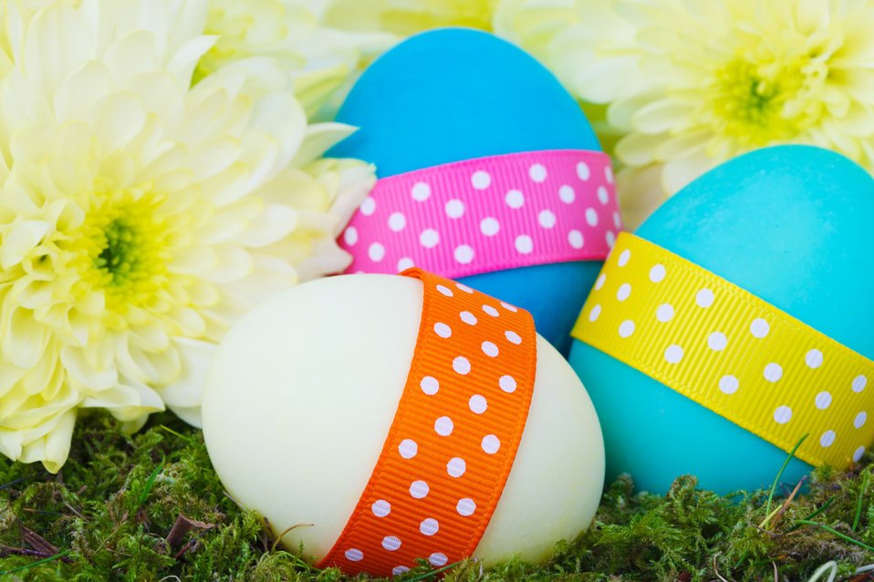 Huevos decorados con cintas. | Imagen: Public Domain Files