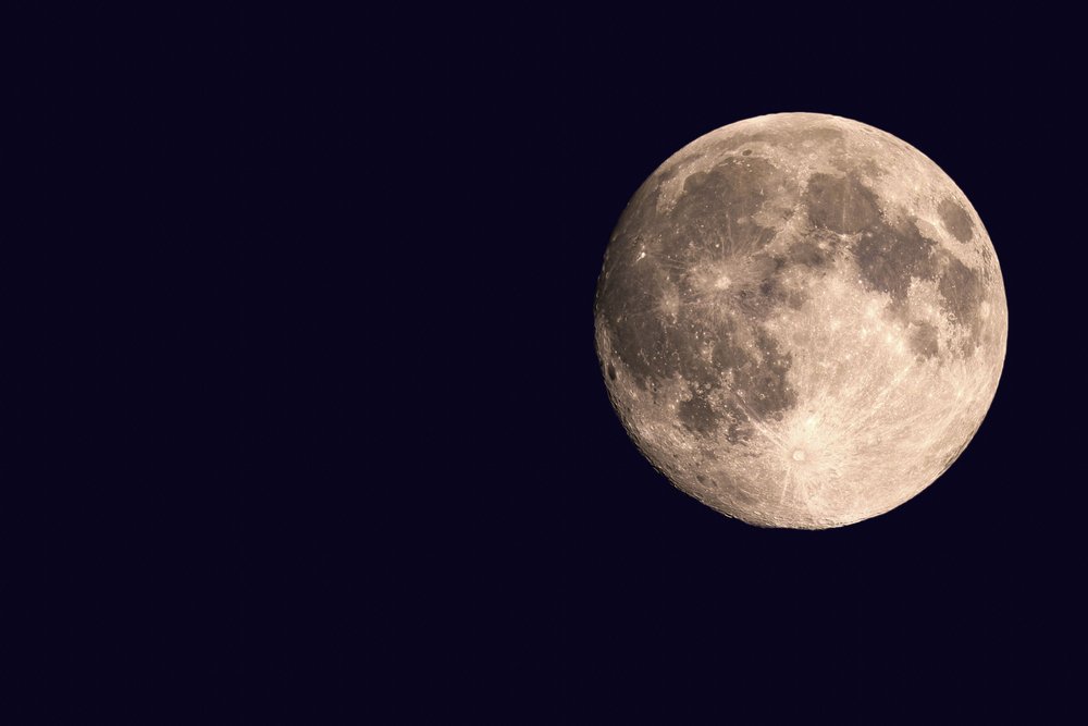 Super lune / Source : Shutterstock