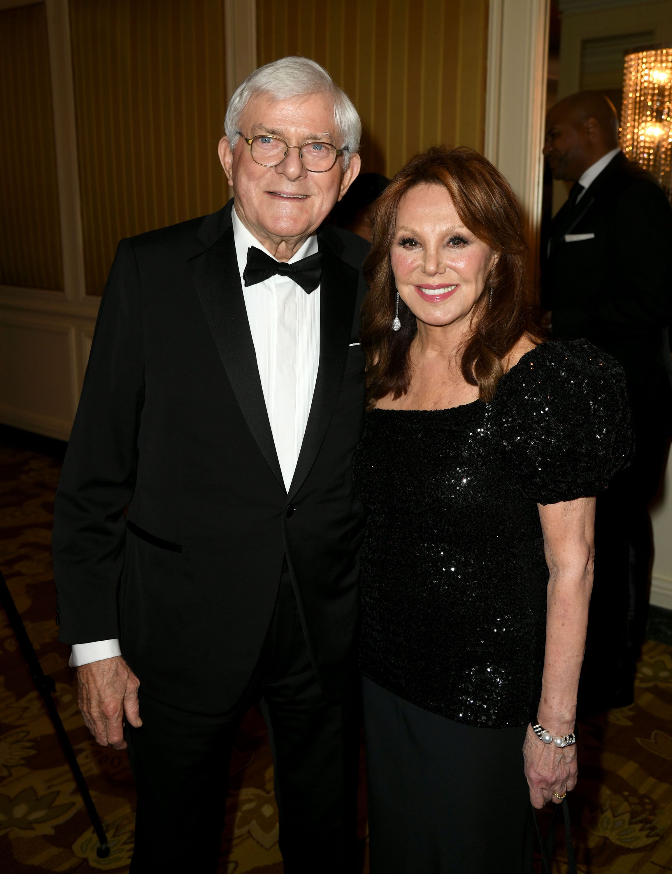 Phil Donahue and Marlo Thomas arrive at the American Icon Awards. | Source: Getty Images
